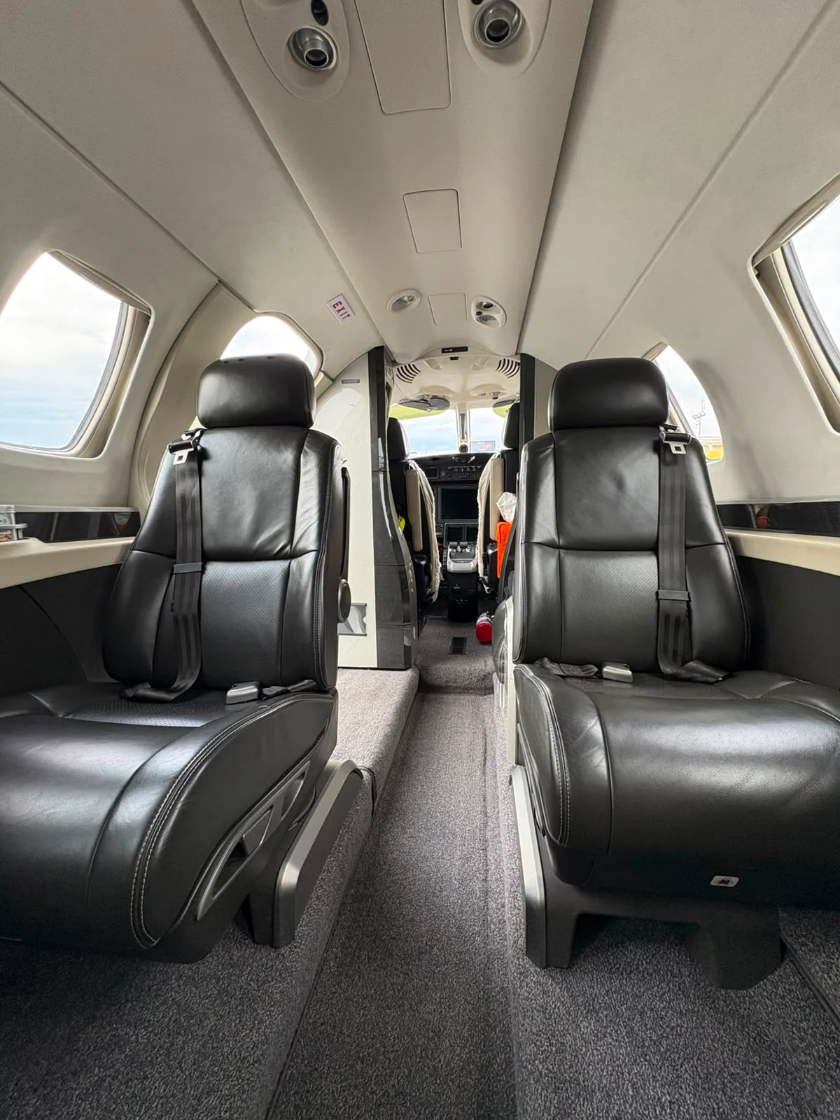 Cessna Citation M2 9H-1MA cabin viewed toward the cockpit